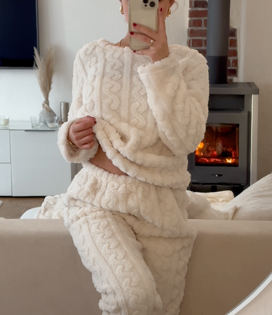 Cozy-Pyjama | Der kuschelige Weg durch den Winter